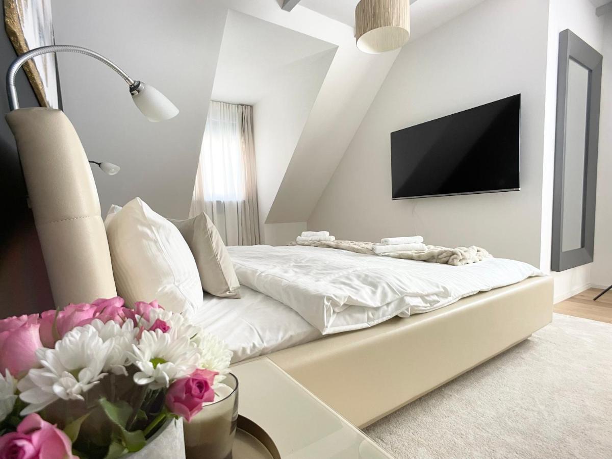 M-Style 04 Apartment Mit Balkon Und Gasgrill, 24H Self-Check-In, Free Parking, Netflix Nürnberg Eksteriør billede
