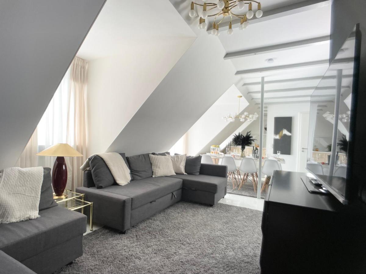 M-Style 04 Apartment Mit Balkon Und Gasgrill, 24H Self-Check-In, Free Parking, Netflix Nürnberg Eksteriør billede