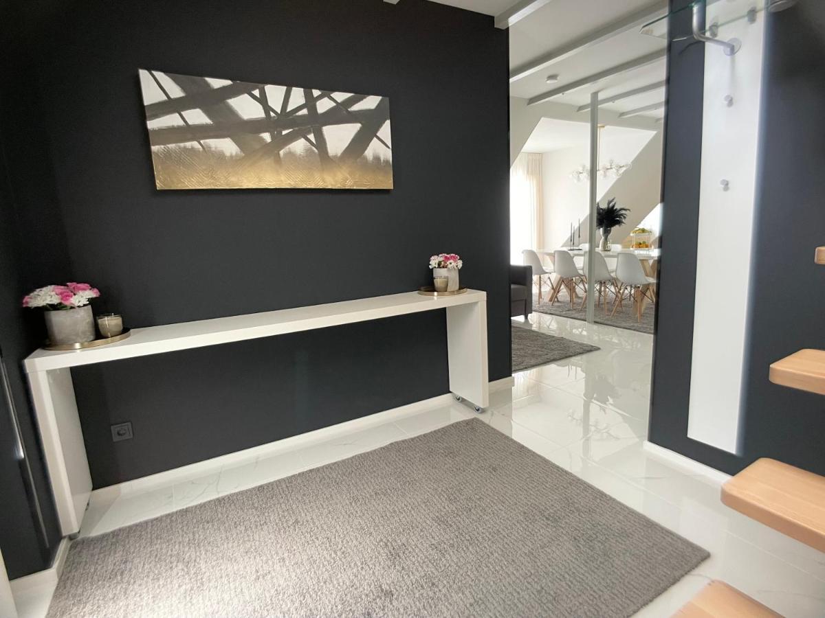 M-Style 04 Apartment Mit Balkon Und Gasgrill, 24H Self-Check-In, Free Parking, Netflix Nürnberg Eksteriør billede