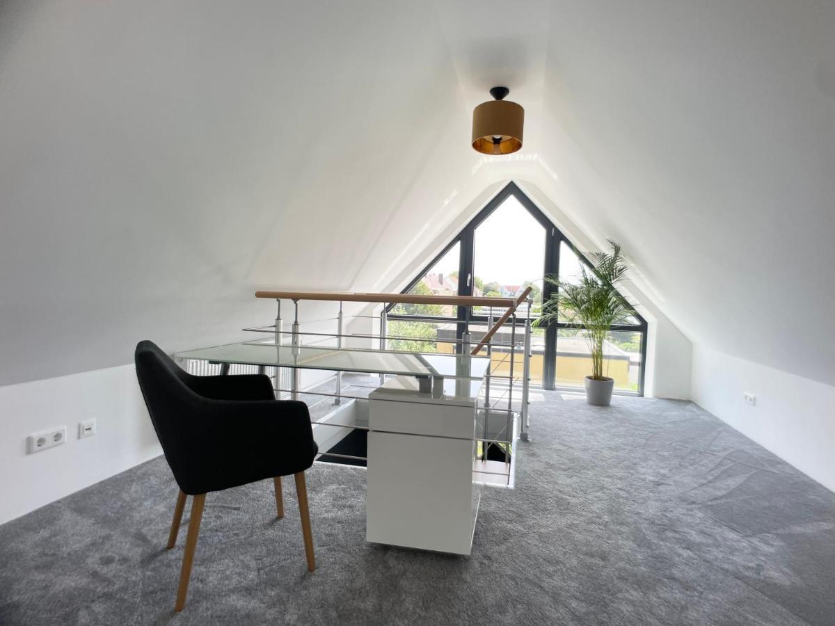 M-Style 04 Apartment Mit Balkon Und Gasgrill, 24H Self-Check-In, Free Parking, Netflix Nürnberg Eksteriør billede