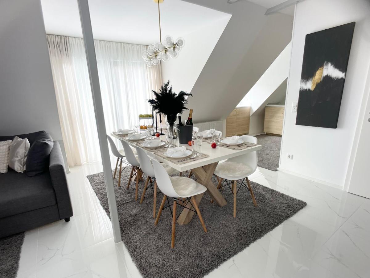 M-Style 04 Apartment Mit Balkon Und Gasgrill, 24H Self-Check-In, Free Parking, Netflix Nürnberg Eksteriør billede